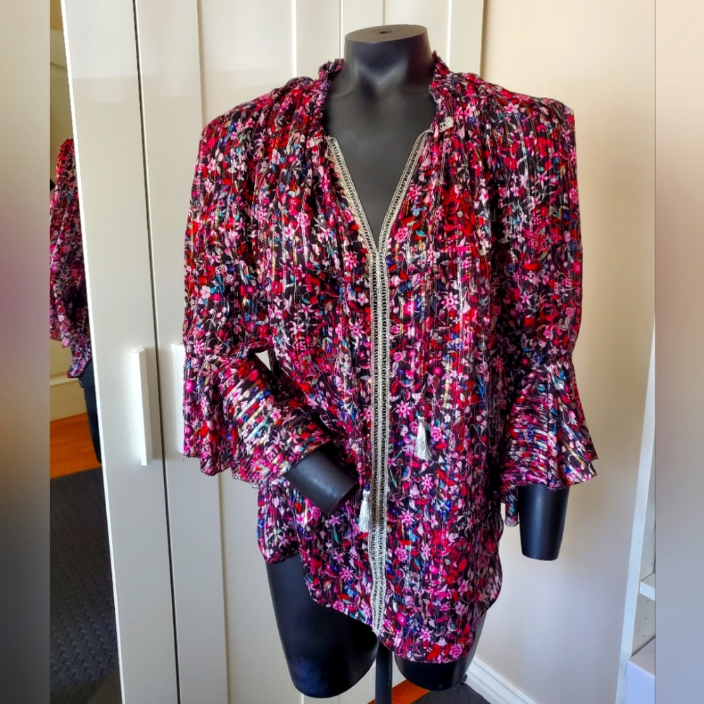 Ellie Tahari floral sheer Blouse